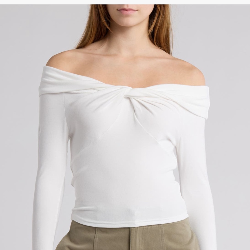 Twist Front Off Shoulder Long Sleeve Top Medium NWT